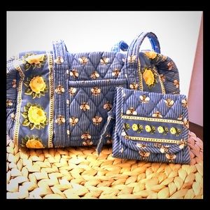 🌵 Vera Bradley Purse with small wallet